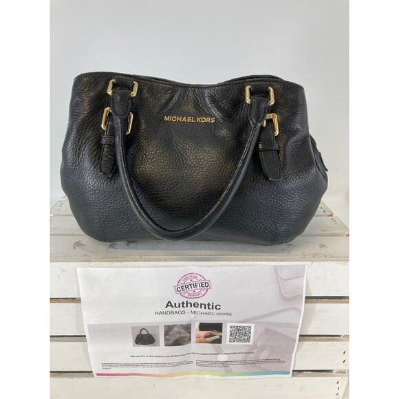 MICHAEL KORS, MEDIUM SIZE BLACK PEBBLED LEATHER HANDBAG - Picture 1 of 16